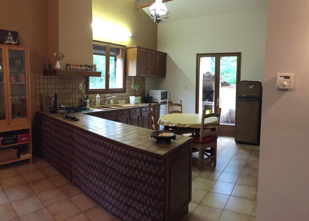 Agreable Chambre Chez Stanislas Cordes-sur-Ciel Exterior foto